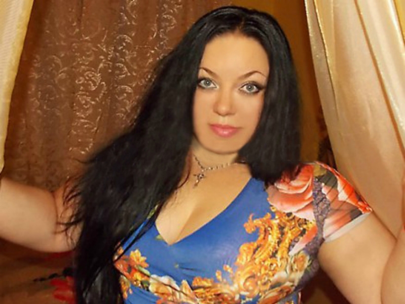 Я готова познакомиться с тобой и подарить незабываемое удовольствие. Мои услуги включают классический и эротический массаж, глубокий оральный секс, анальный секс и многое другое. Я умею слушать и угадывать твои желания. Я знаю, как доставить настоящее наслаждение и расслабление. Мои клиенты остаются довольными и приходят ко мне снова и снова. Жду тебя в Москве, чтобы познакомиться и провести вместе незабываемое время. 🌸💋Фото и отзывы доступны в моем профиле. Алевтина